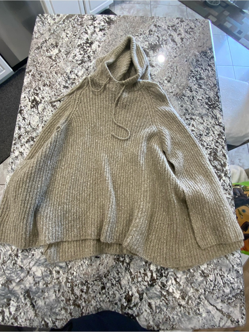 Windsor poncho size large